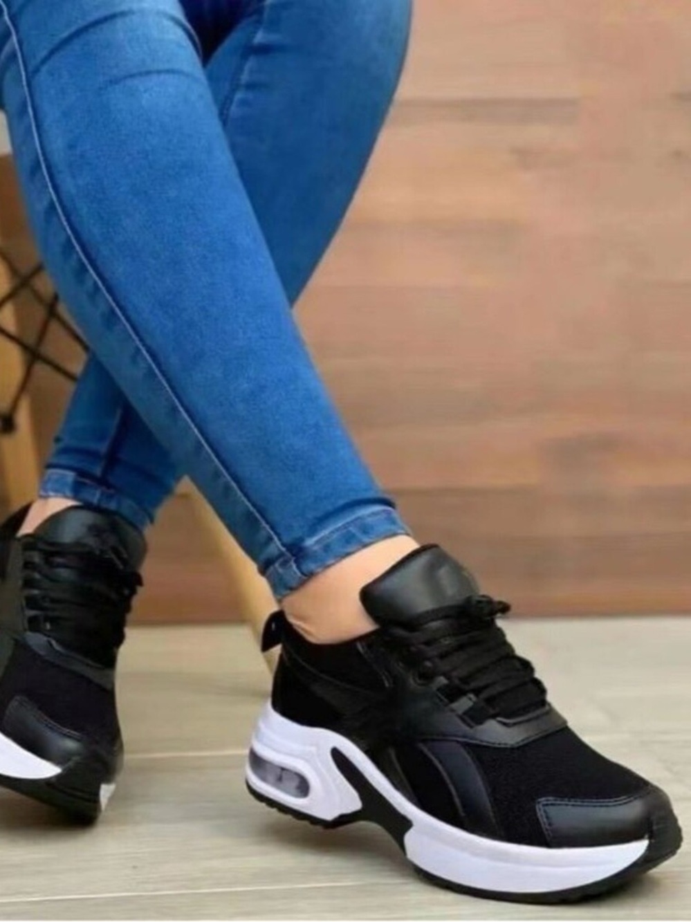 Women's Black Sneakers
